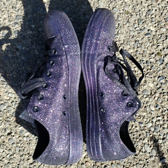 Price drop! Converse All Star Women 9.5, Men 7.5. Purple Glitter low top shoe - Picture 5 of 16